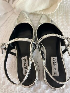 Steve Madden Silver Pointed Mary Jane Slingback Flats 6.5